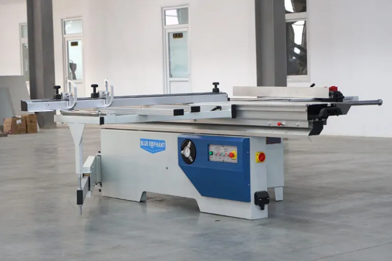 Echipament de tăiere cu masă glisantă, 6132Y 1