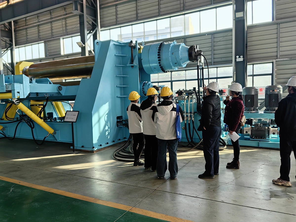 Echipament hidraulic industrial mare, cu 4 role, W12NC, 70×4000mm 3
