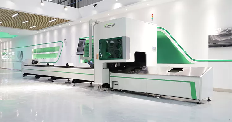 Mașină de tăiat cu laser pentru tuburi metalice 2