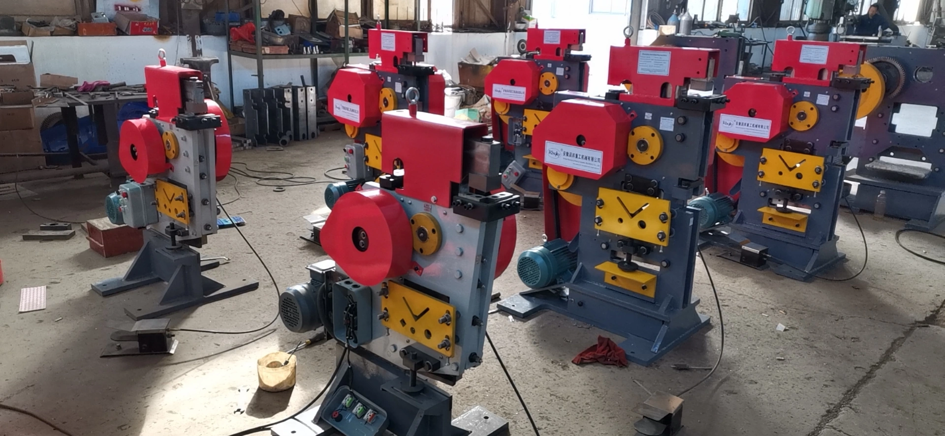 Echipament combinat mecanic (ironworker), mini, furnizor din China 1
