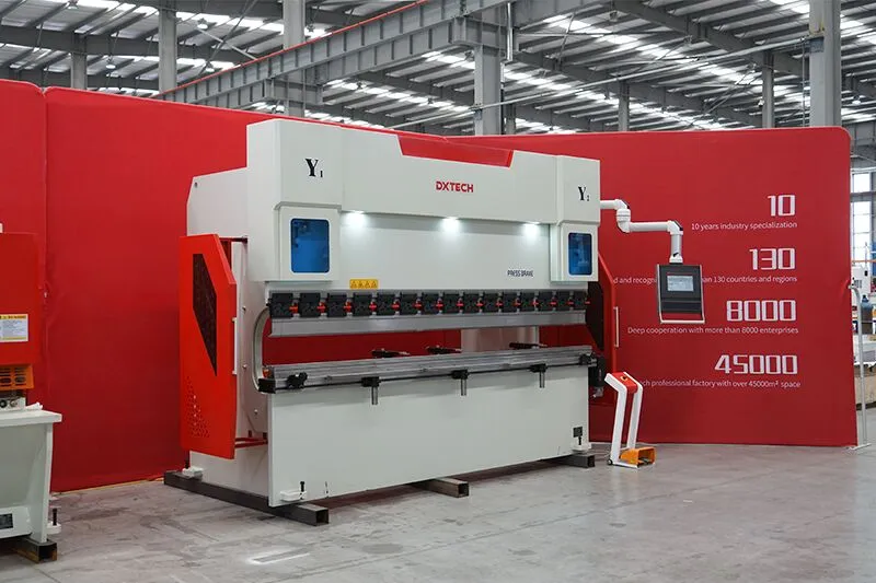 Echipament CNC hidraulic de îndoire, DX-125T/3200mm, cu sistem ESA 630 1