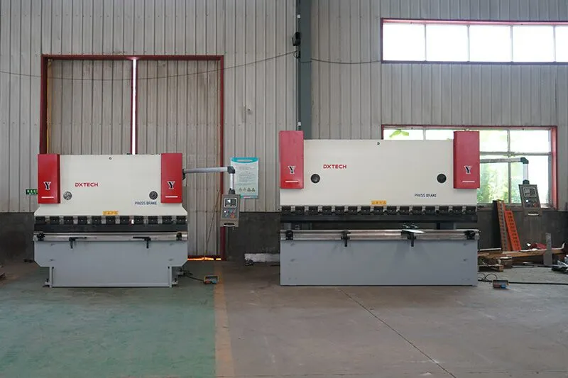 Echipament economic CNC de îndoire, cu ax de torsiune, cu sistem de control E21 1